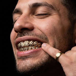 Solid Gold Diamond Cut with Diamond Dust Grillz