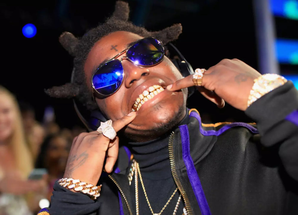 Kodak Black Teeth New Iced Out Grillz? [Know More] Custom Gold Grillz