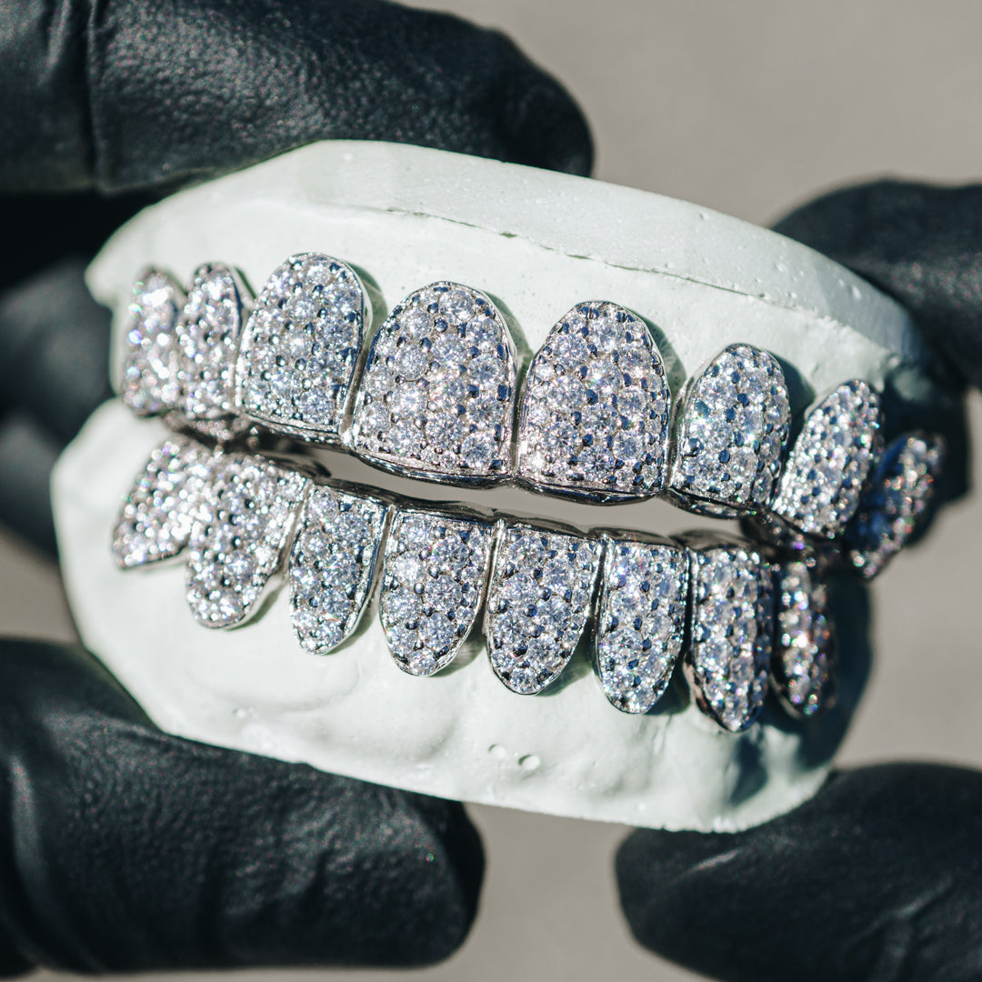 Iced VVS Moissanite Grillz with Large Moissanites (Zig Zag Setting)