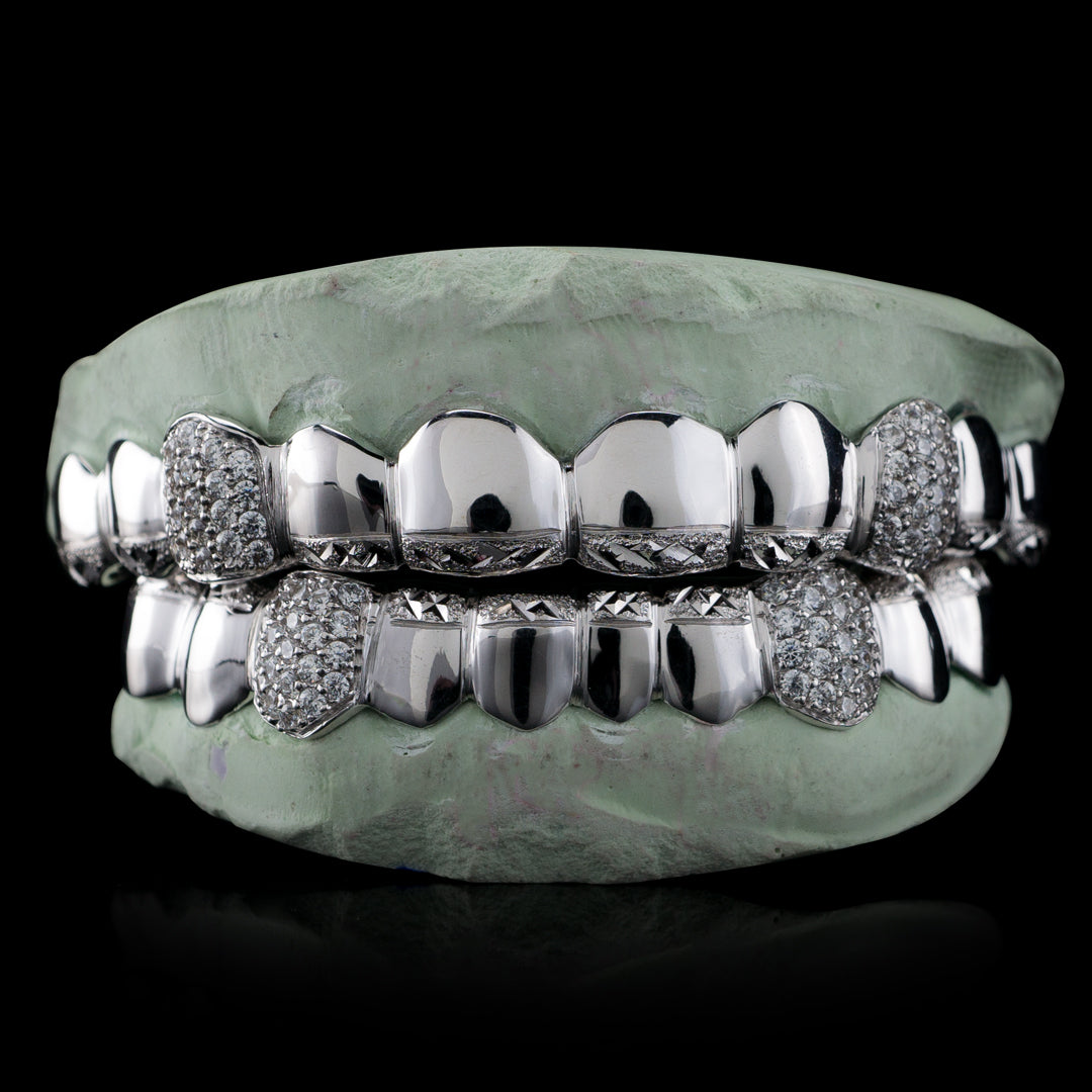 Diamond Cut &amp; Diamond Dust Tips with Iced Fangs Grillz