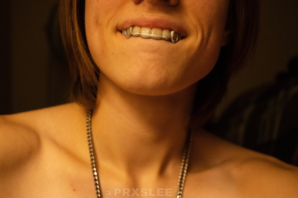 Solid Gold Diamond Dust 6 Teeth Connecting Bridge Grillz Bar